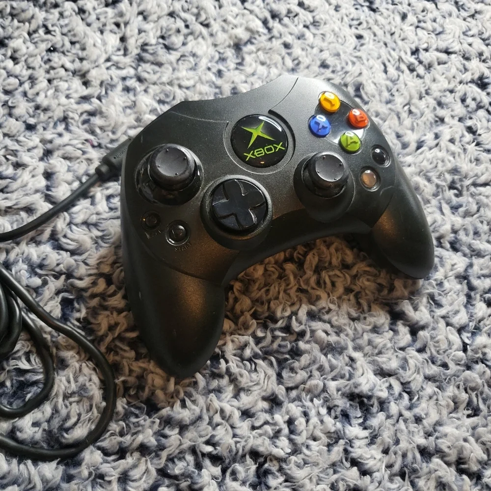 Microsoft X0869873 Xbox Game Controller S w/ Cord - Black